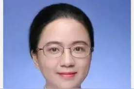 点赞！叶玲入选“中国好医生、中国好护士”11月月度人物图片