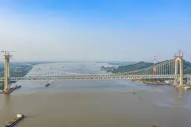 五峰山长江大桥今天建成运营！刷新多项世界纪录图片