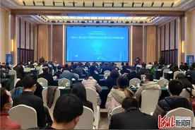 河北石家庄地铁车辆段光伏发电年均超100万度 国内专家齐聚石家庄探索地铁节能新课题图片