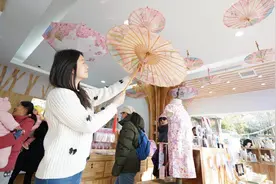 好可爱，玉渊潭公园樱花文创店开张啦！视频封面
