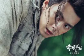 美人计 | 杨幂和张雨绮的狐狸感，小同大异图片