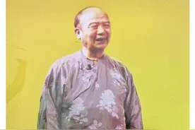 “老娘舅”李九松离开了，今天老搭档王汝刚又写了许多话图片