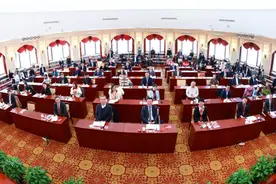 136所院校·169位校长、院长齐聚北大经济学院，共商新时代经济学创新与发展 | 第三届“中国百所大学经济学院院长论坛”举办图片
