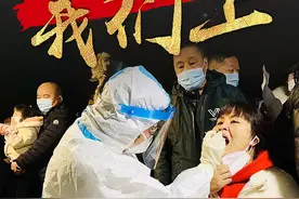 兄弟，一起扛图片
