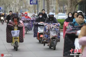 国产羽绒服的逆袭：波司登们碾压“加拿大鹅”图片