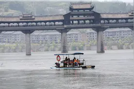 廊桥梦境：重庆濯水古镇沧浪桥图片