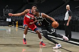 时隔552天后重回赛场！杜兰特篮网首秀助球队获胜图片