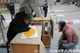 西安书院门85后虫子哥：实现儿时靠绘画买房子娶媳妇的梦想图片