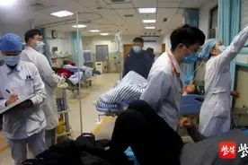 男子喝半斤白酒配头孢发朋友圈，女友被吓坏匆忙报警图片
