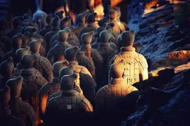 “给兵马俑拍照的人”冲上热搜！原来是他图片