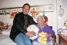友人刘澍追忆黄宗英：年初去探望她时，她还在吟诵写给赵丹的诗图片