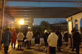 民情丨班次少收班早？这趟往返成都和新都的公交车被市民吐槽图片