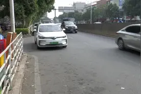 网约车司机为救婴儿连闯红灯家属拒绝作证 交警已撤销处罚图片