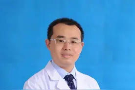 滨州市人民医院十佳医师靳继海：这个乳腺科男医生有点儿暖图片