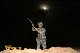 男班长遇上女兵班，有着怎样的精彩？图片