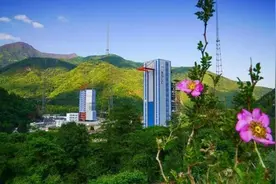 五十年，梦耀九天创奇迹图片