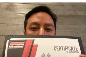 吴彦祖一个月考取三张赛车证，网友：我一年了科目二都没过图片