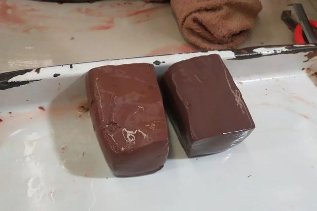 真假鸭血之谜，三招教您辨别