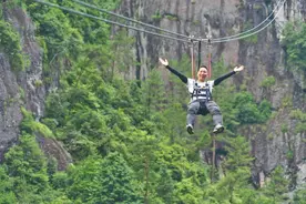 体育+旅游，神仙居胜在“飞岩走壁”图片