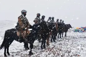 -38℃，骑马的兵哥哥真帅图片
