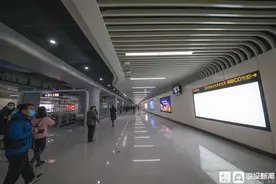 济南地铁2号线上“最有情怀”的站 用壁画带你追寻老济南故事图片