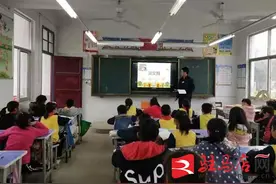 老牛亦解韶光贵 不待扬鞭自奋蹄图片