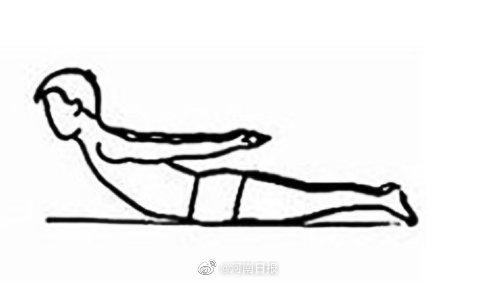 驼背如何矫正?（帮你改善驼背的3个小技巧）