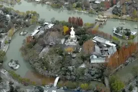 扬城今冬迎初雪，粉妆玉砌如画卷视频封面
