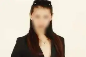 二手房车爆炸模特面部四肢烧伤，销售：车售出时检验为合格视频封面
