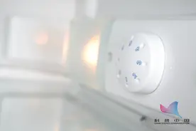 冬天冰箱按一下这个开关，能省一大笔钱图片
