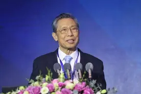 钟南山：新冠病毒“环境传人”需研究预防措施图片