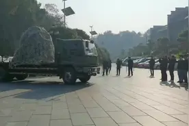 神十入湘丨神舟十号载人飞船返回舱落户韶山图片