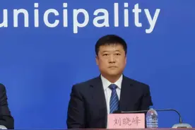 北京：归国人员尽量选择直航 入境时严格执行14+7医学观察图片