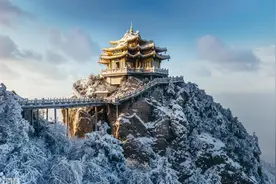 老君山景区因吃泡面走红后垃圾满地，现在解决了吗图片
