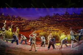 河南话剧《兵团》首场试演震撼亮相图片