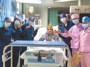 生死时速，军地接力抢救一名战士