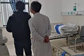 市人民医院首例经泪前隐窝入路行鼻窦肿物摘除术获得成功图片