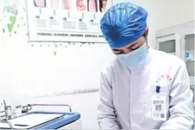 白醋泡脚治“脚气”老糖友痛失一趾图片