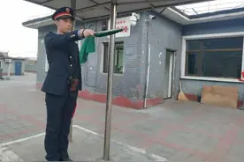 励志！入路21年的“老男孩”荣获全路第一图片