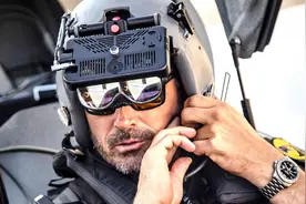 美军未来飞行员训练计划使用虚拟现实技术等设备图片