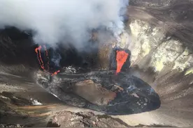 火山喷发图片