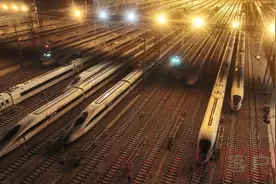 定了！明年1月20日起全国铁路实施新列车运行图，郑州局集团公司新增列车62.5对图片