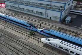 新型复兴号动车组即将投入使用 WIFI全覆盖