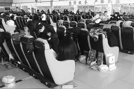 记者探访京城二手车市场 有人浑水摸鱼瞎忽悠图片