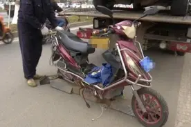 海口丘海大道发生车祸！越野车与电动车相撞，1人身亡……图片