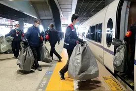 新突破！高铁拉货诞生“专业选手”图片