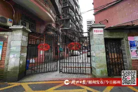 翠怡居小区化粪池堵塞恶臭难闻图片