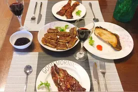 晚上养生你会做什么？睡前梳头有助于睡眠图片