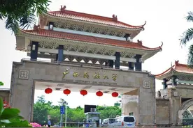 738人缺考！四六级考试报了名却不来，这所大学出手了……图片