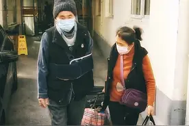 山东平度“扯被子救人”被砸伤者出院，仍需进行二期手术图片